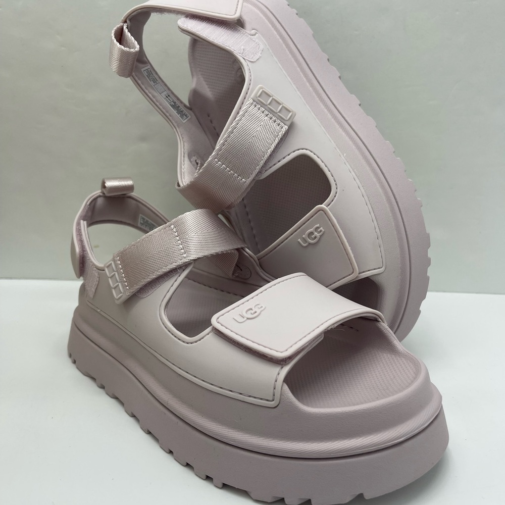 UGG Platform Sandals 
W / 1152685
W GOLDENGLOW
BYF Bay Fog
New - Picture 15 of 16